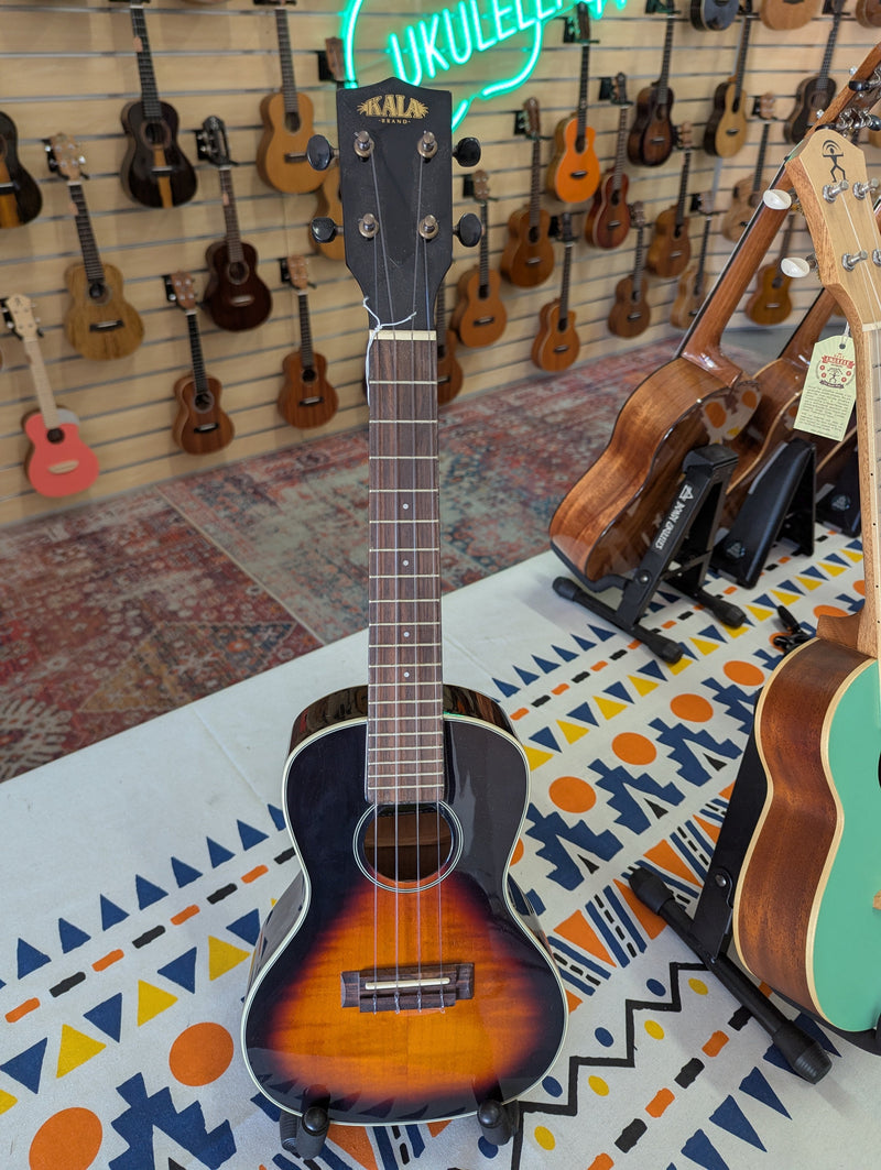 Flame Maple Tobacco Burst Concert Ukulele